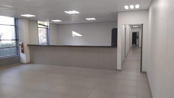 219  m² Office Space