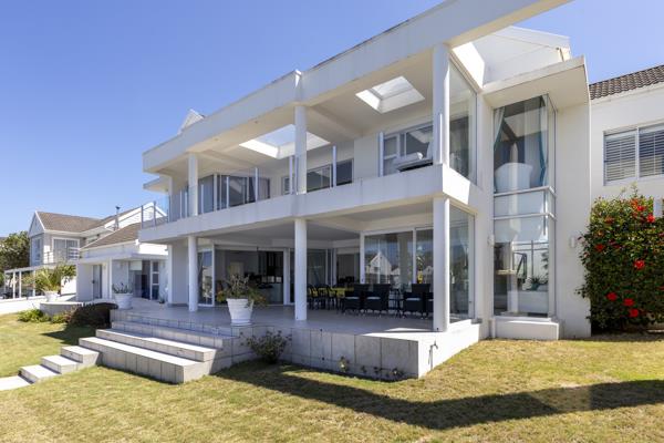 6 Bedroom House