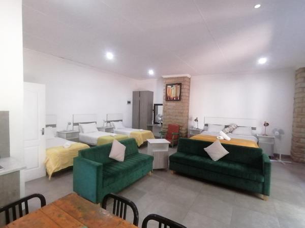 9 Bedroom, Bed and Breakfast