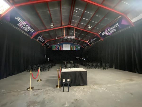 365  m² Industrial space