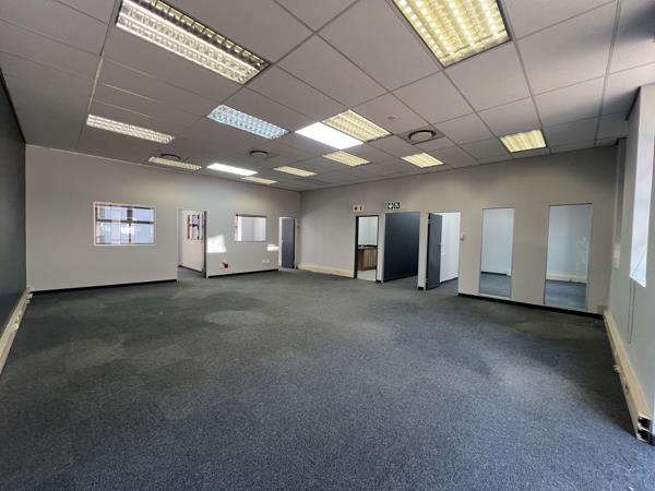 155  m² Commercial space