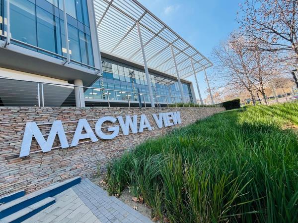 1 290  m² Commercial space