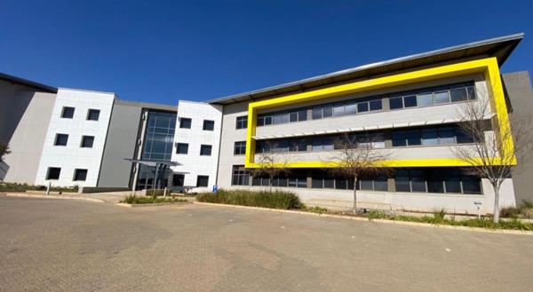 2 139 m² Office Space