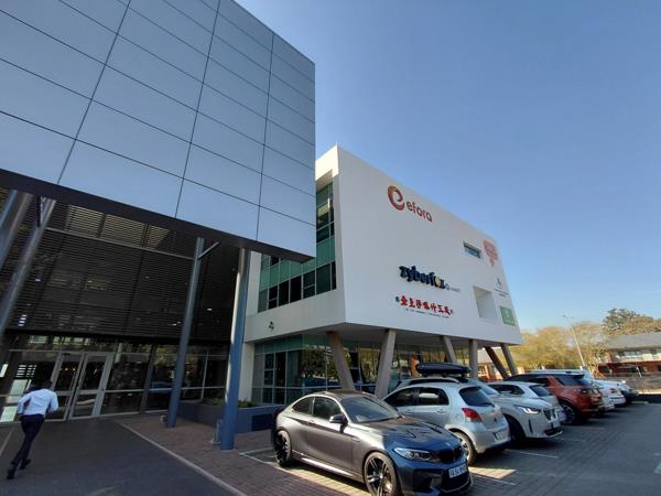 308  m² Commercial space