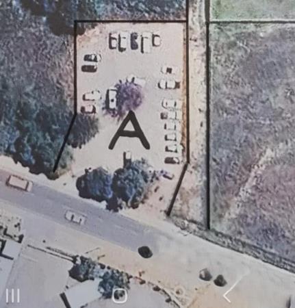 1 300  m² Commercial space