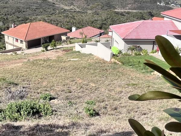 815 m² Land