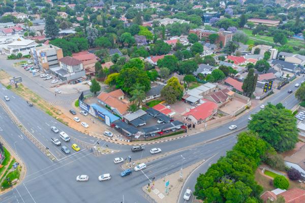 120  m² Commercial space