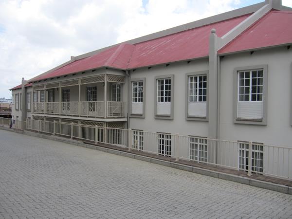 319  m² Industrial space