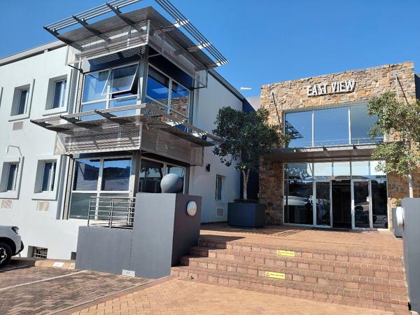 486  m² Commercial space