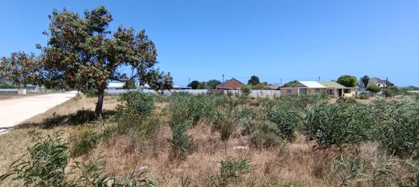 1 201 m² Land