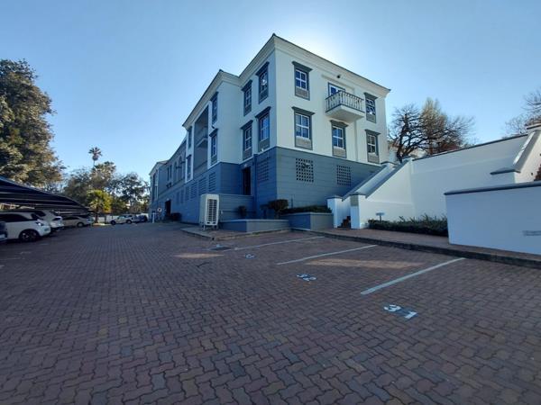 419  m² Commercial space