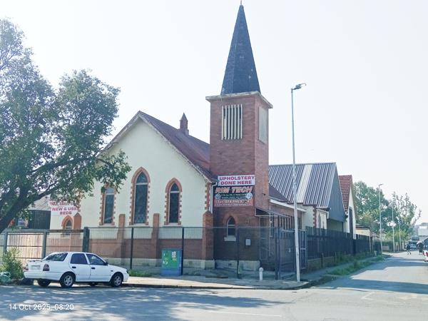 382  m² Commercial space