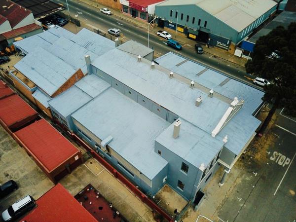 2 090  m² Commercial space