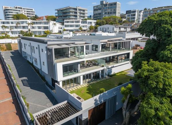 4 Bedroom Apartment