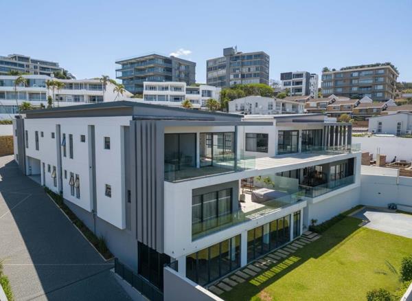 4 Bedroom Apartment
