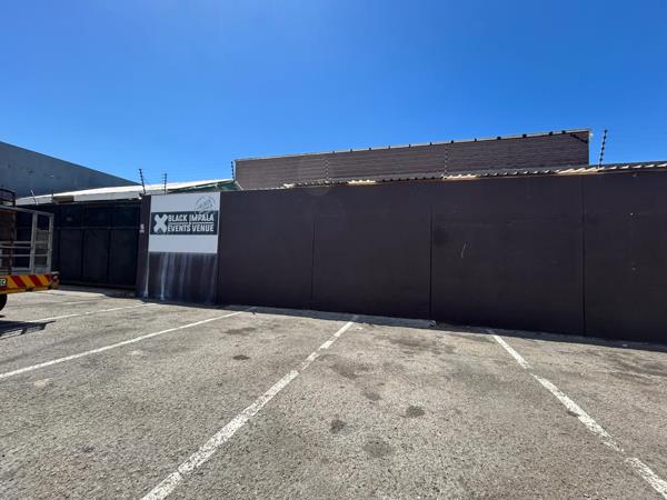 482  m² Industrial space