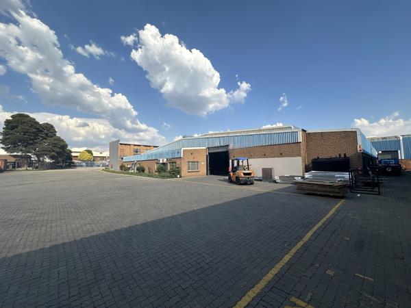 1 840  m² Industrial space