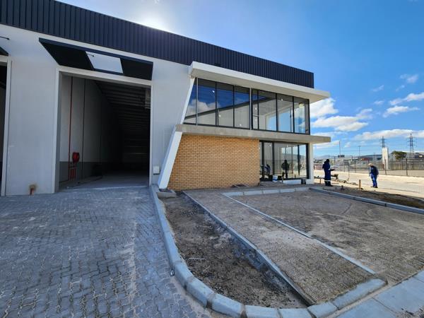 739  m² Industrial space