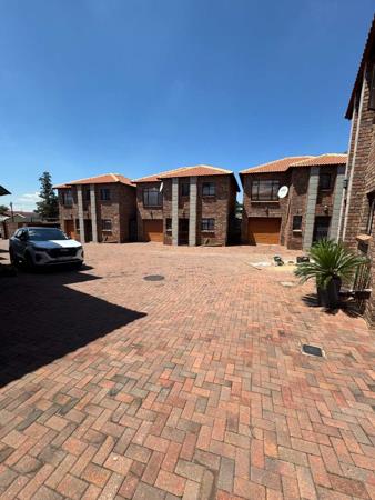 3 Bedroom Townhouse