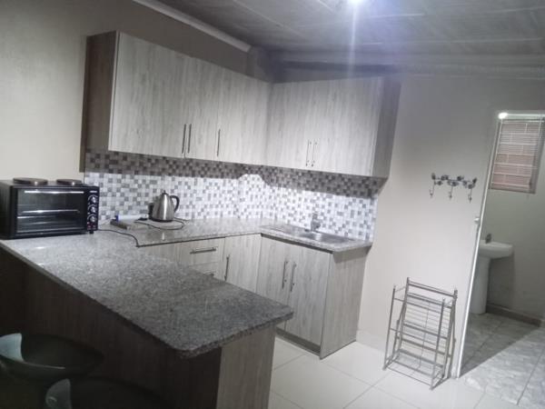 1 Bedroom Garden Cottage