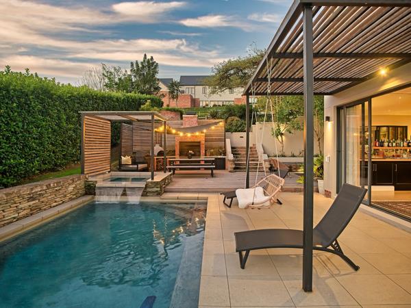 5 Bedroom House