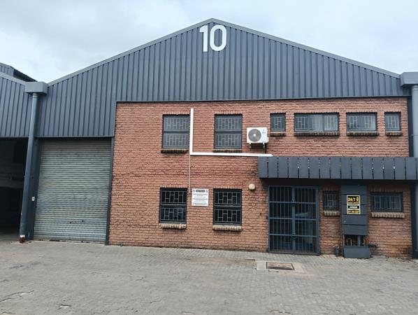 316  m² Industrial space