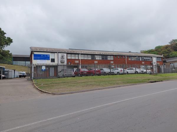 127  m² Industrial space