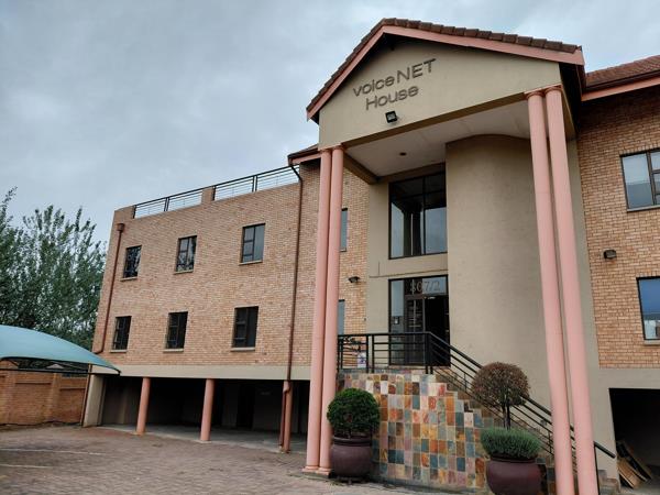 150  m² Commercial space