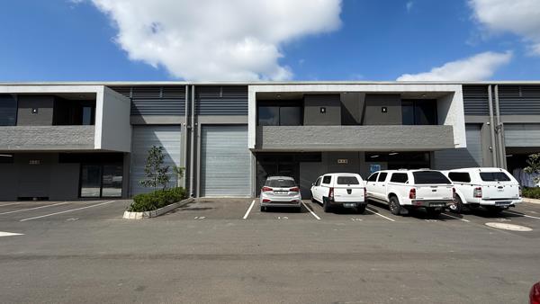 211  m² Commercial space