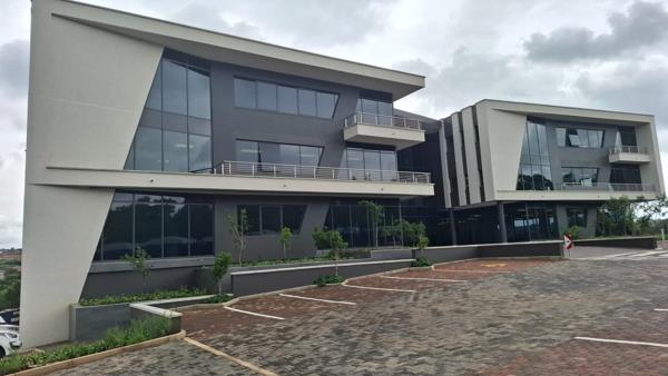 350  m² Office Space