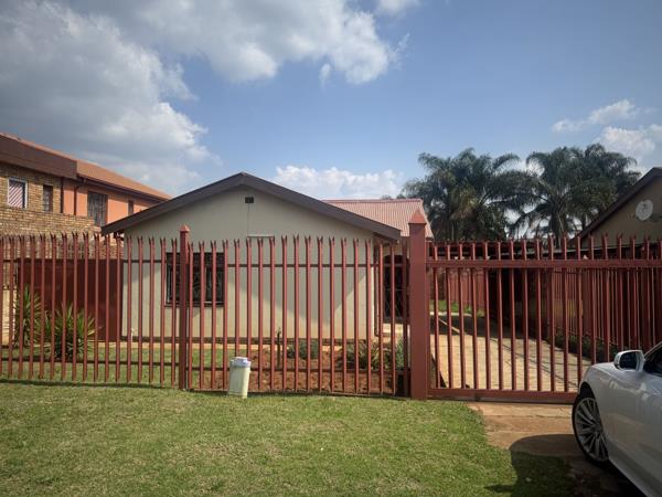 2 Bedroom House