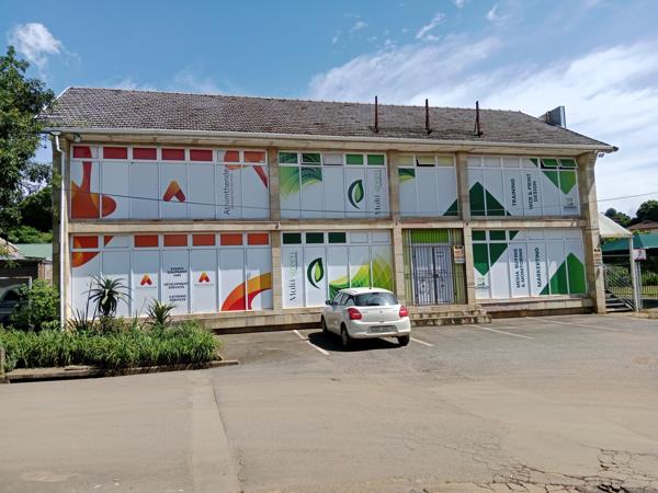 358  m² Commercial space