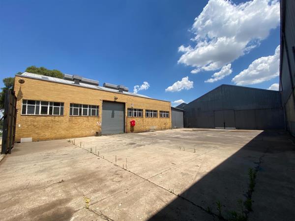 516  m² Industrial space