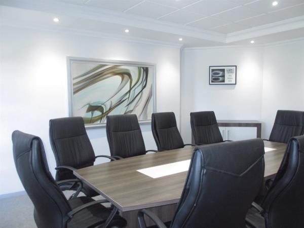 231  m² Office Space