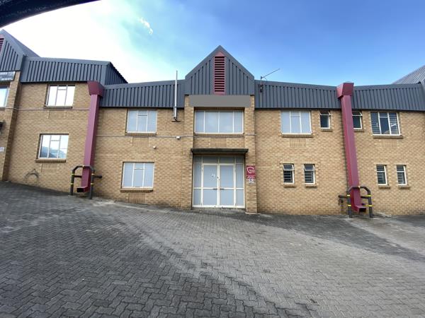 378  m² Industrial space