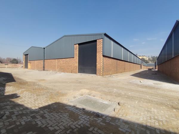 817  m² Industrial space
