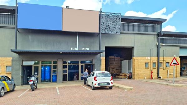 337  m² Industrial space