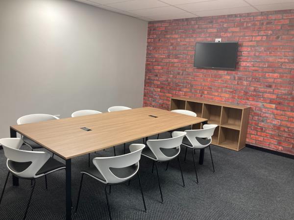 147  m² Commercial space