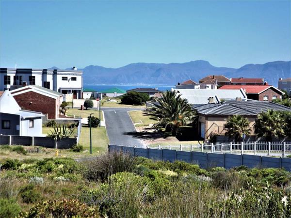 521 m² Land