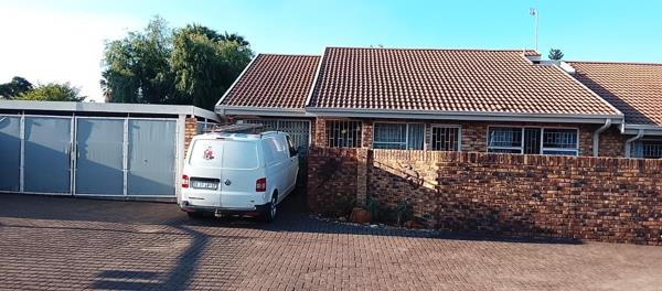 4 Bedroom Townhouse