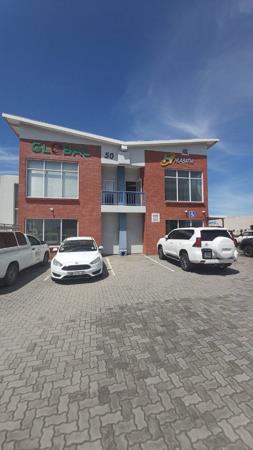 1 100  m² Industrial space