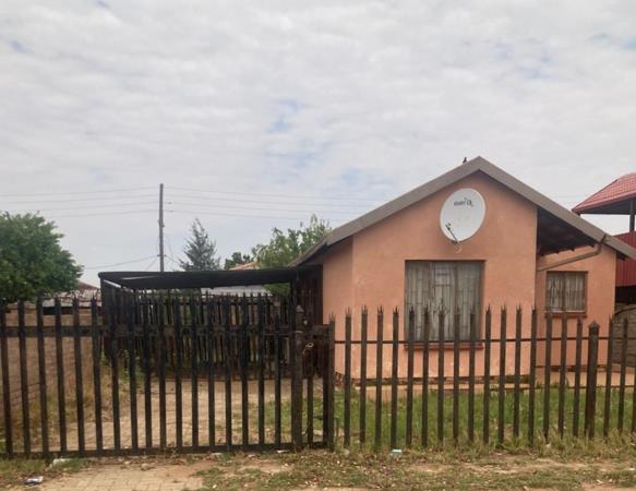 2 Bedroom House