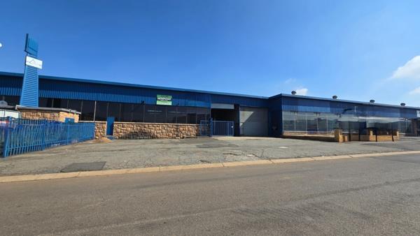1 458 m² Industrial space