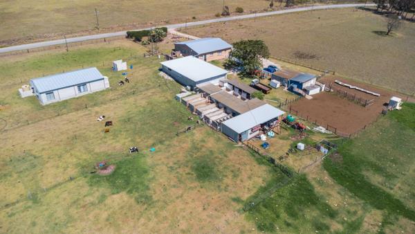 9.3 ha Farm
