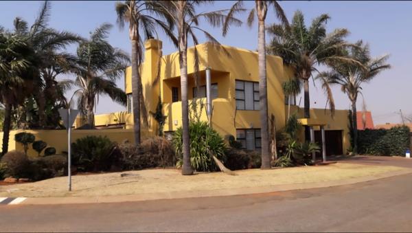5 Bedroom House