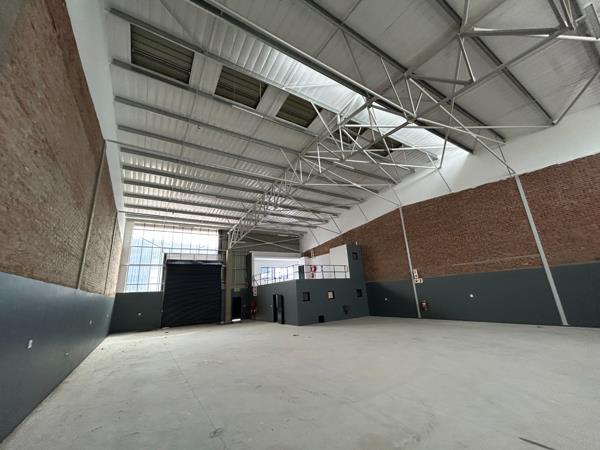 775  m² Commercial space