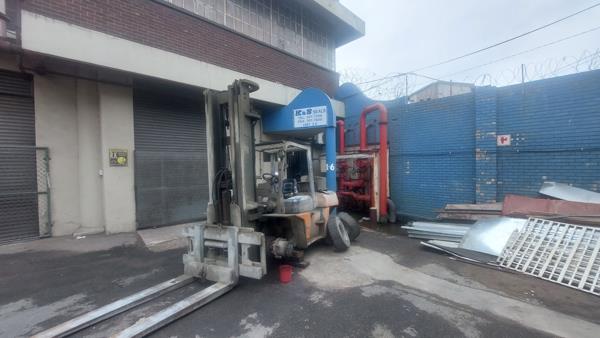 200  m² Industrial space