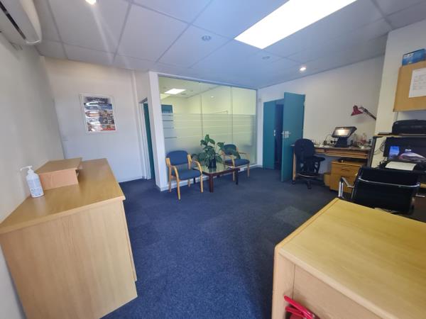 100  m² Office Space