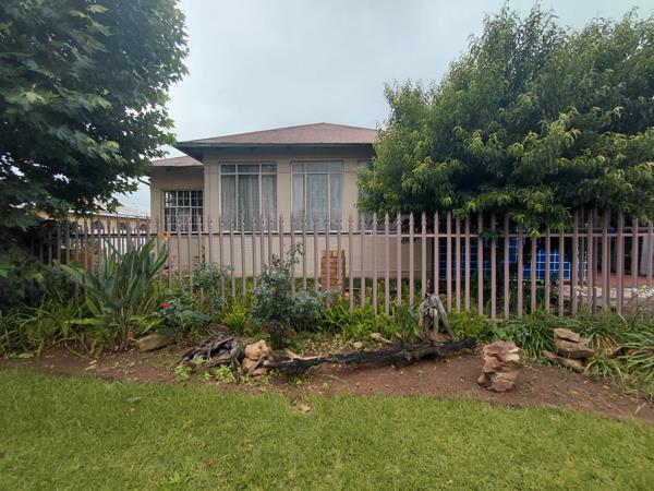 2 Bedroom House