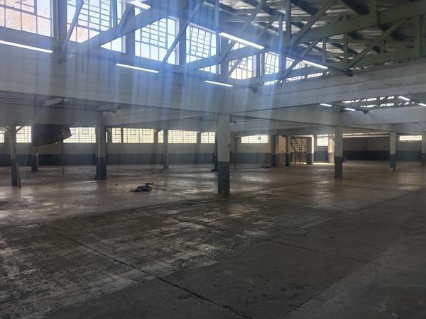2 485  m² Industrial space